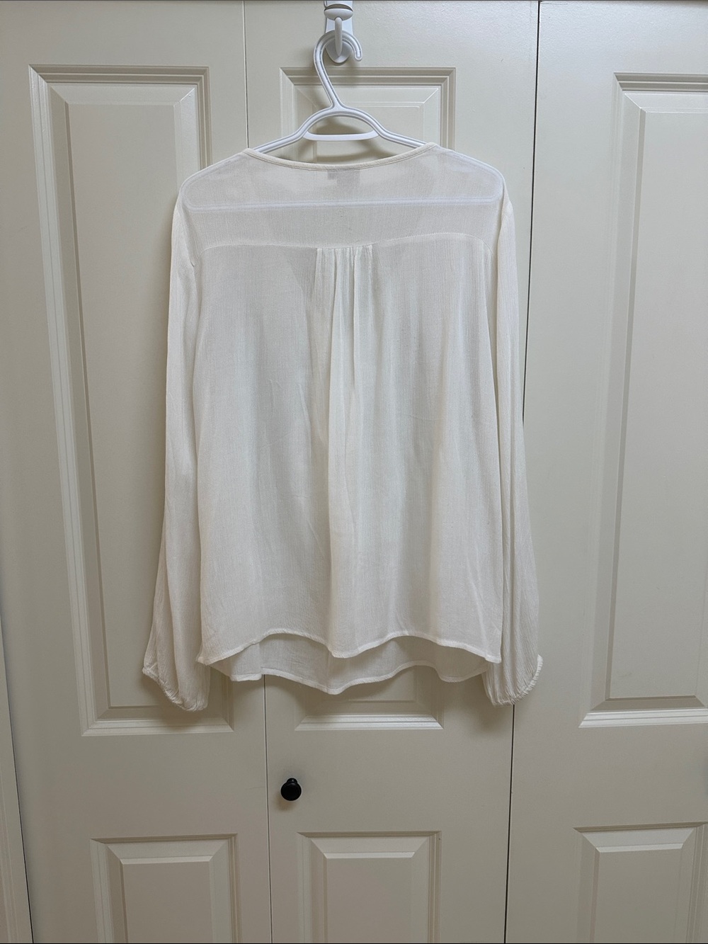 Light Cream Ruffle Front Long-Sleeve Blouse - Picture 3 of 7